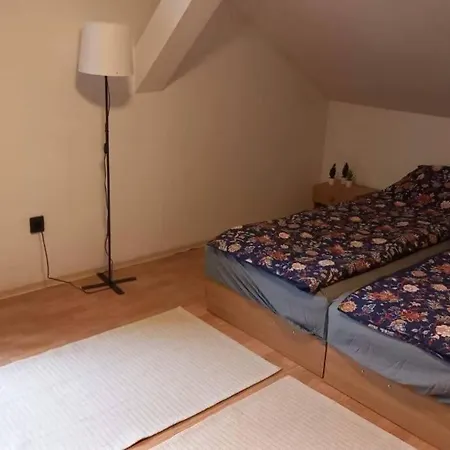 Case de vacanță Erdei Vadaszhaz Medencevel, Jakuzzival Pusztavam